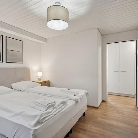 Cozy 1br In Center - Color 31